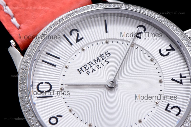 Hermes Slim D Series SS/LE BVF Wht/Red Diams Quartz 