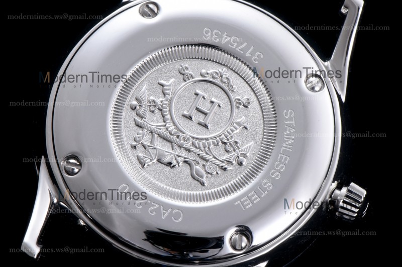 Hermes Slim D Series SS/LE BVF Wht/Red Diams Quartz 