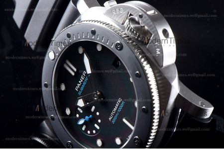 Panerai Submersible Series CF/LE Blk/Blk VSF OP XXXIV Automatic PAM00683