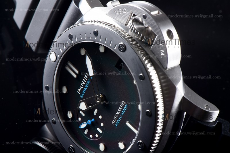 Panerai Submersible Series CF/LE Blk/Blk VSF OP XXXIV Automatic PAM00683