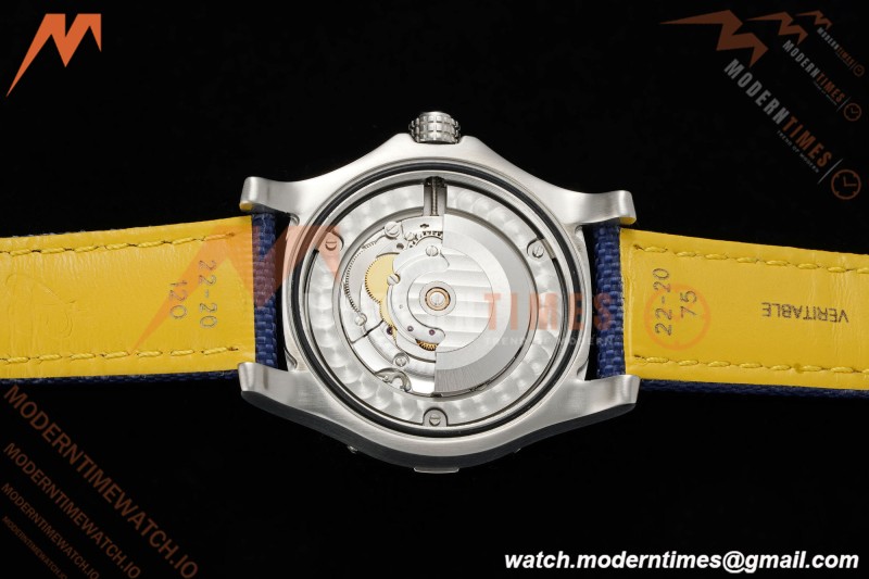 Breitling - Avenger Automatic 43mm SS/NY Blue/Stk TF V2 A2824