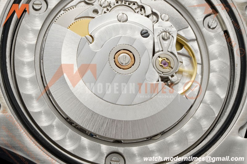 Breitling - Avenger Automatic 43mm SS/NY Blue/Stk TF V2 A2824