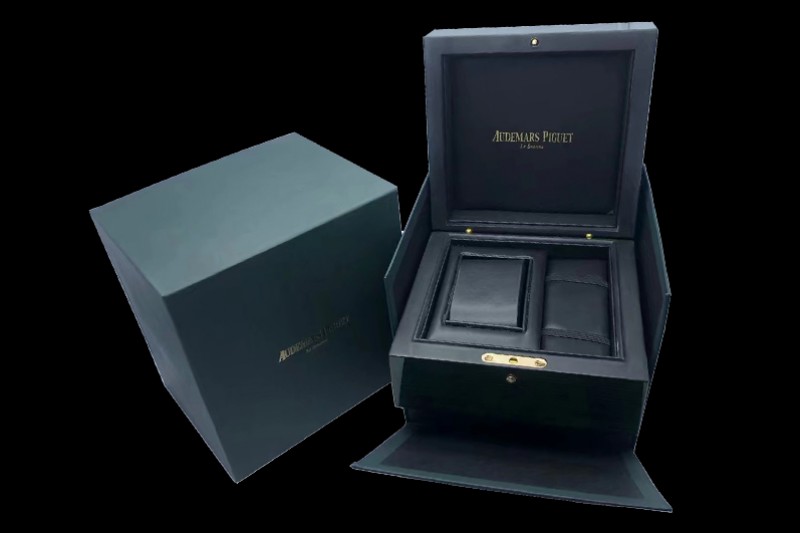 Audemars Piguet - Green Wooden Box Set 1:1 Version With Booklet and Card