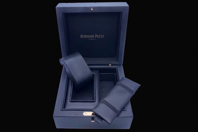 Audemars Piguet - Green Wooden Box Set 1:1 Version With Booklet and Card