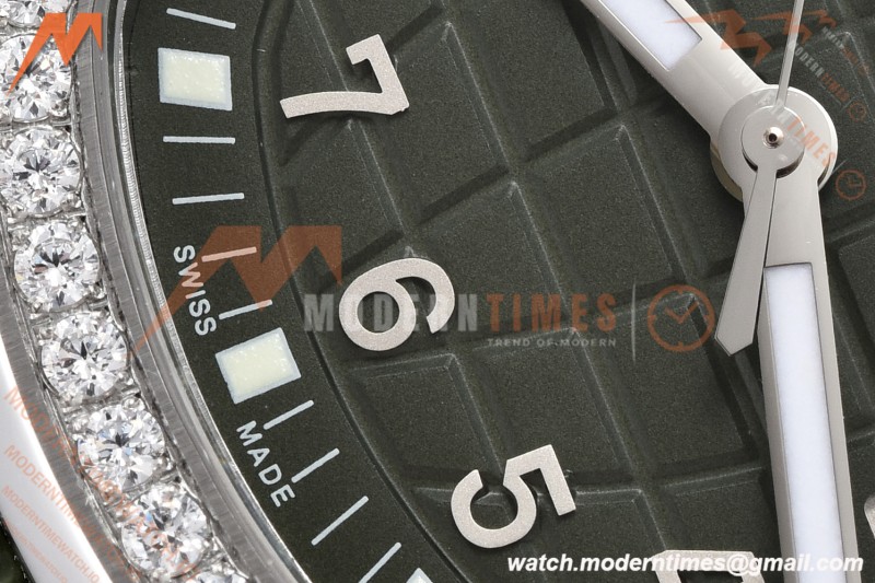 Patek Philippe - Aquanaut 5267 38.8mm SS/RU Dia/Num Green Dial ZF Swiss Qtz
