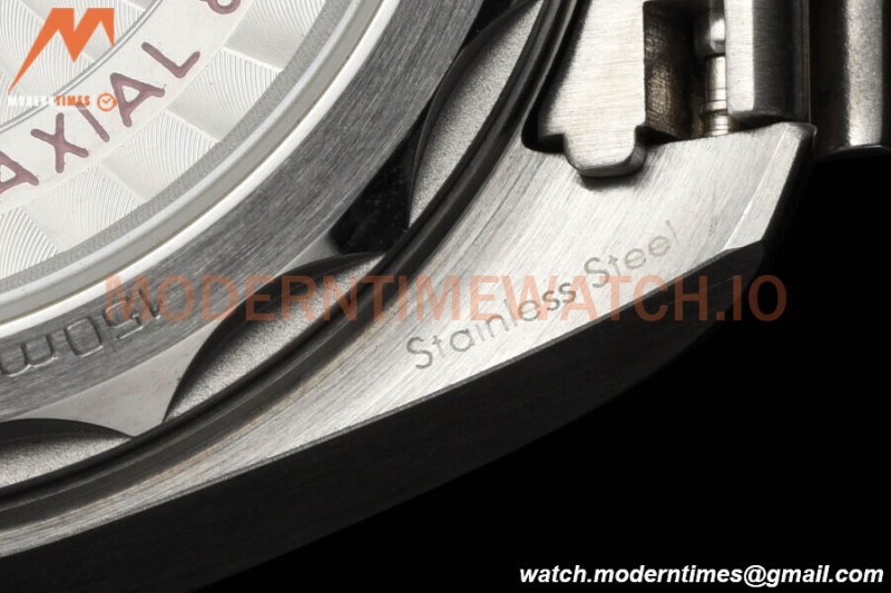 Omega - Seamaster Aqua Terra 150m 34mm Ladies SS/SS White VSF A8800