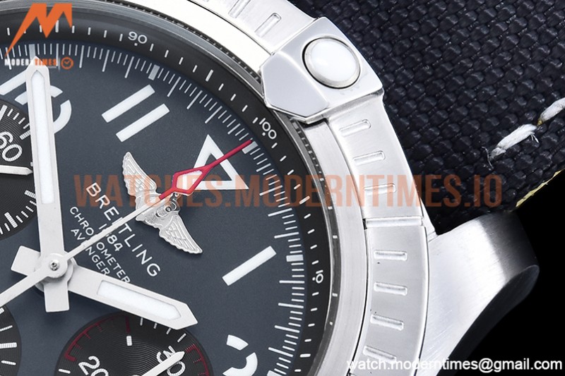 Breitling - Avenger B01 Chrono 45mm SS/LE Grey/Num BLS A7750
