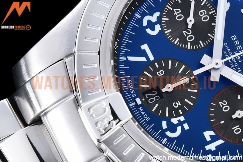 Breitling - Avenger B01 Chrono 45mm SS/SS Blue/Num BLS A7750