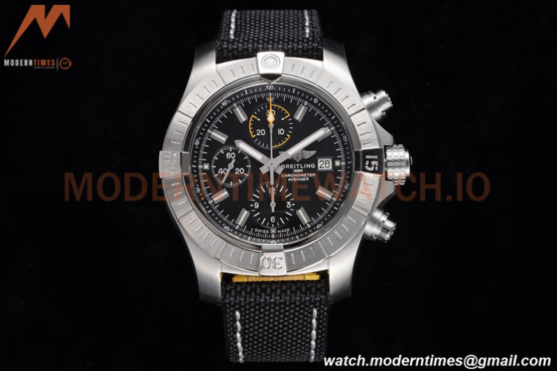 Breitling - Avenger Chronograph 45mm SS/NY Black/Stk TF A7750