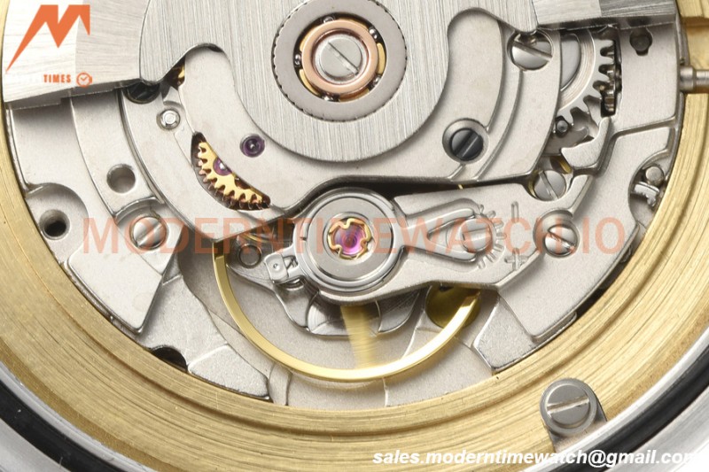 Breitling - Avenger Automatic 42mm SS/NY Black/Stk BLSF A2824