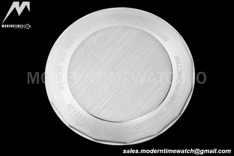 Breitling - Avenger Automatic 42mm SS/NY Black/Stk BLSF A2824
