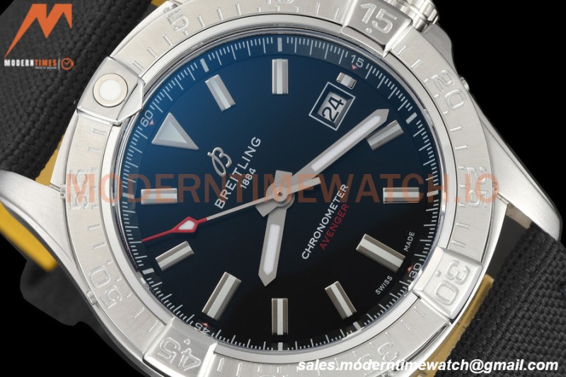 Breitling - Avenger Automatic 42mm SS/NY Black/Stk BLSF A2824