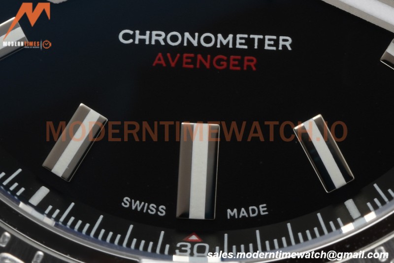 Breitling - Avenger Automatic 42mm SS/NY Black/Stk BLSF A2824