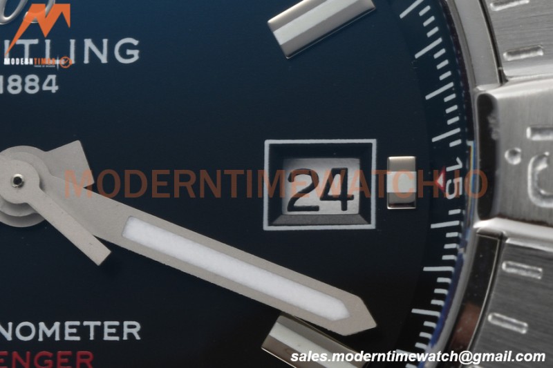 Breitling - Avenger Automatic 42mm SS/NY Black/Stk BLSF A2824