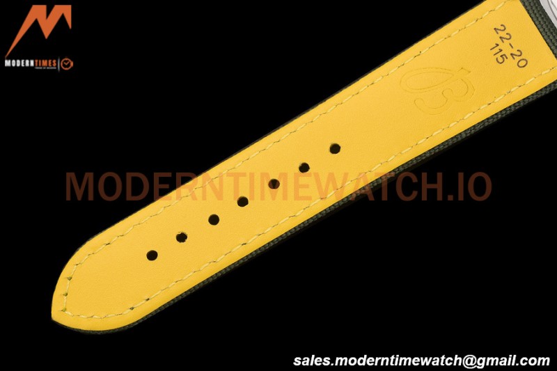Breitling - Avenger Automatic 42mm SS/NY Green/Stk BLSF A2824