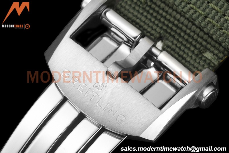 Breitling - Avenger Automatic 42mm SS/NY Green/Stk BLSF A2824