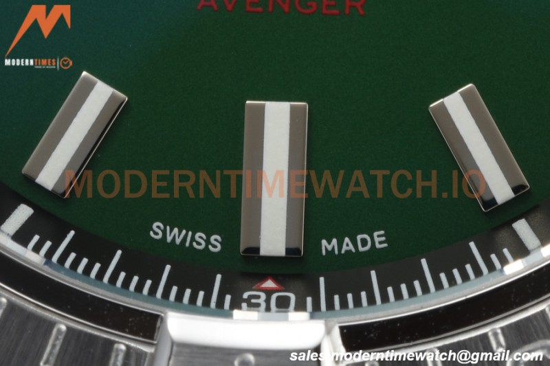 Breitling - Avenger Automatic 42mm SS/NY Green/Stk BLSF A2824