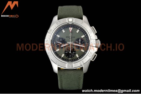 Breitling - Avenger B01 Chrono 44mm SS/NY Grn/Stk BLSF A7750 MOD