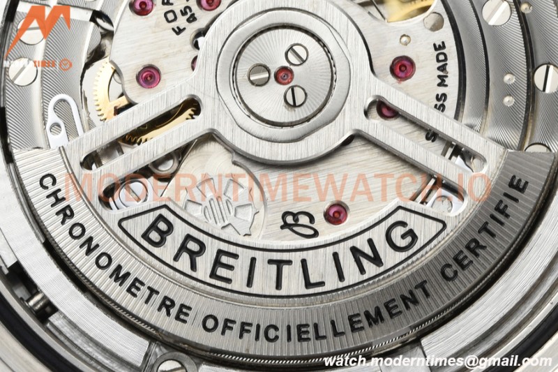 Breitling - Avenger B01 Chrono 44mm SS/NY Beig/Stk BLSF A7750 MOD