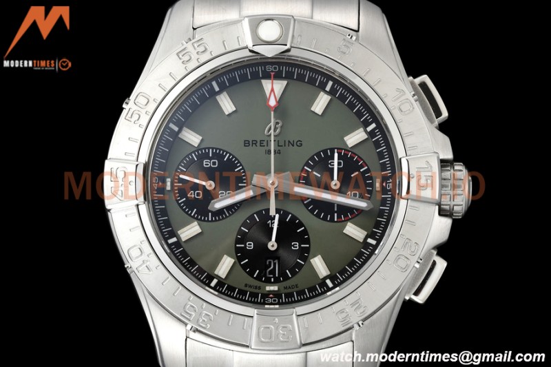 Breitling - Avenger B01 Chrono 44mm SS/SS Grn/Stk BLSF A7750 MOD