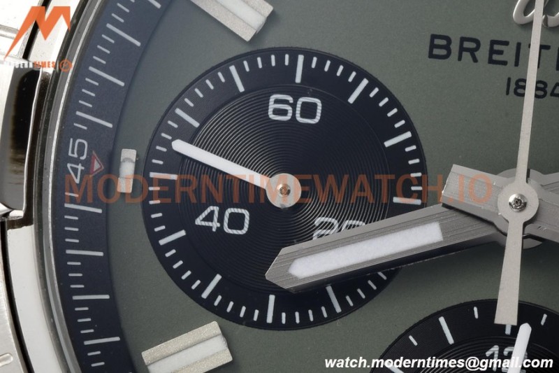 Breitling - Avenger B01 Chrono 44mm SS/SS Grn/Stk BLSF A7750 MOD