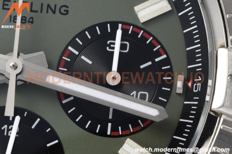 Breitling - Avenger B01 Chrono 44mm SS/SS Grn/Stk BLSF A7750 MOD