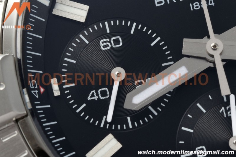 Breitling - Avenger B01 Chrono 44mm SS/SS Blk/Stk BLSF A7750 MOD