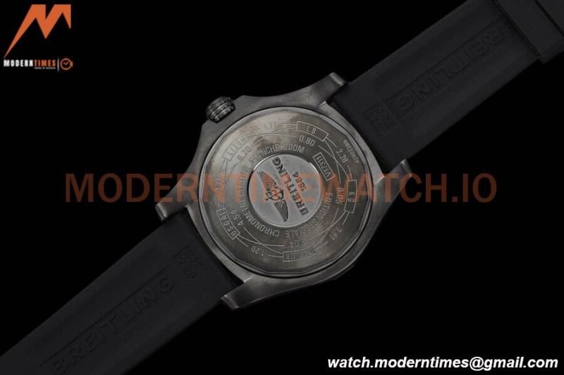 Breitling - Avenger Black Bird 44mm DLC/RU Blk/Stk GDF MY8215