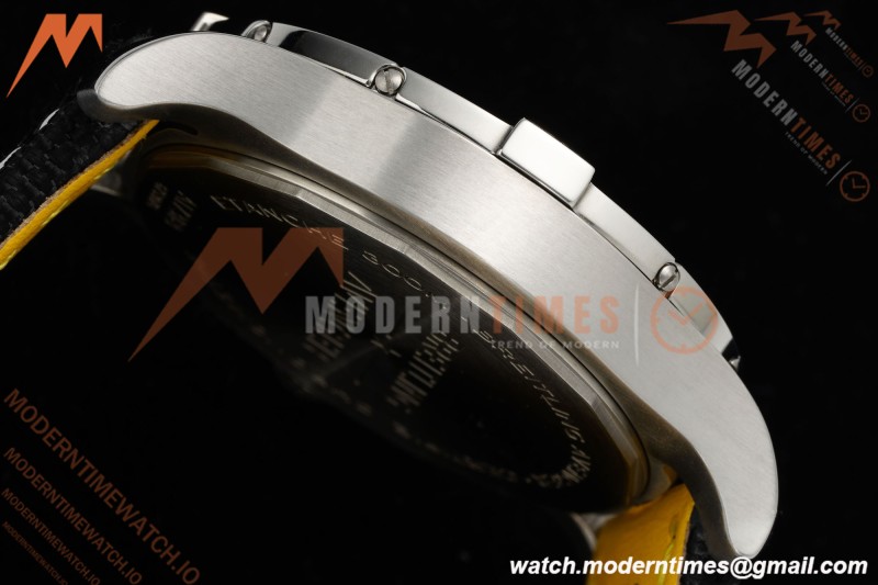 Breitling - Avenger Automatic 43mm SS/NY Yelw/Stk TF V2 A2824