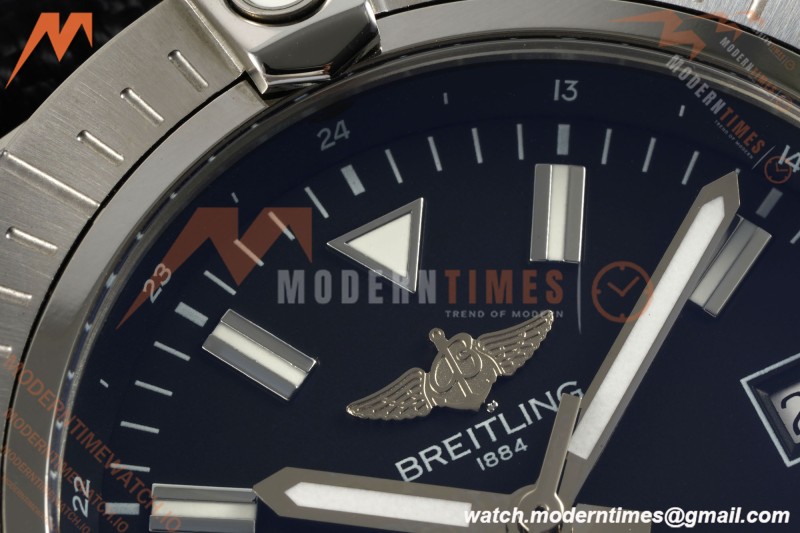 Breitling - Avenger Automatic 43mm SS/NY Blk/Stk TF V2 A2824