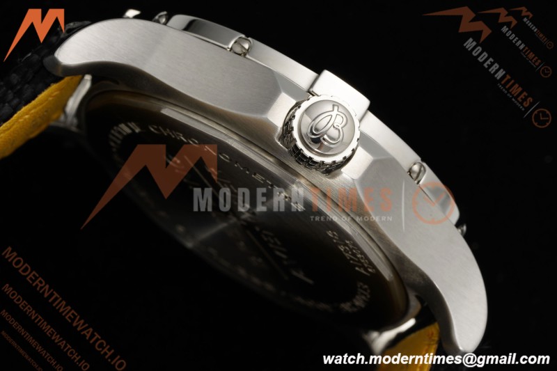 Breitling - Avenger Automatic 43mm SS/NY Blk/Stk TF V2 A2824