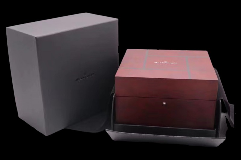 Blancpain - Red Wooden Box Set 1:1 Quality With Booklet and Card