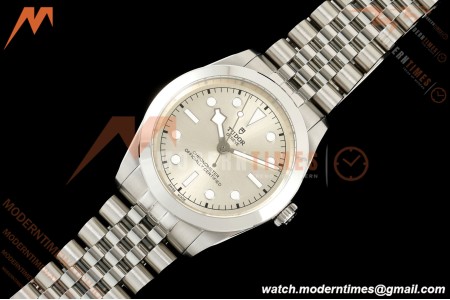 Tudor - Black Bay One 39 Automatic 39mm SS/SS Silver Dial KRF A2824