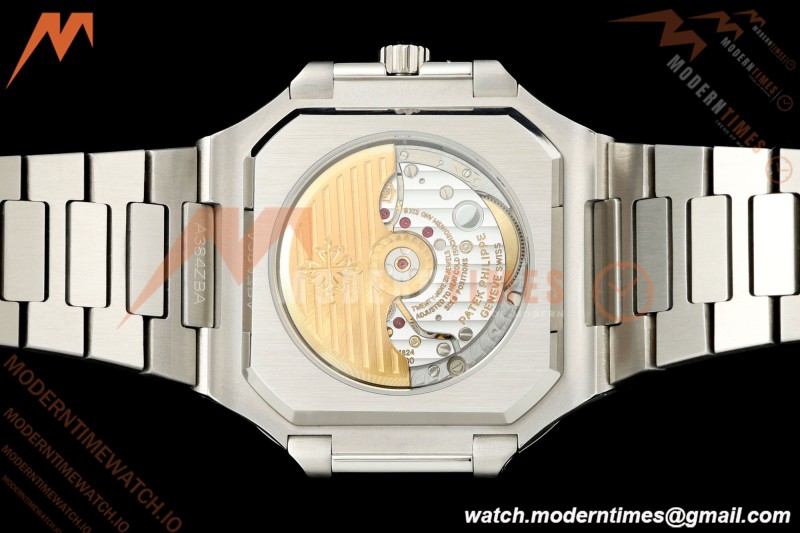 Patek Philippe - Cubitus 5821 45mm SS/SS White Stick Dial GRF A330