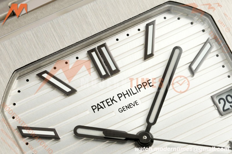 Patek Philippe - Cubitus 5821 45mm SS/SS White Stick Dial GRF A330