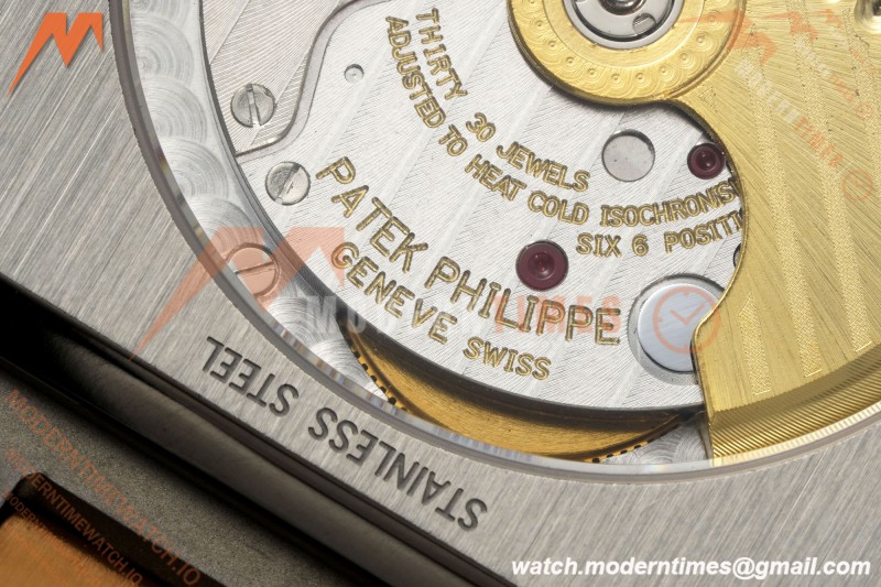 Patek Philippe - Cubitus 5821 45mm RG/SS Blue Dial PPF A330