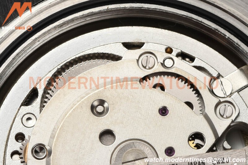 Rolex - Datejust 126331 41mm Jub Flt RG/SS P-Silv/Stk GDF MY8215