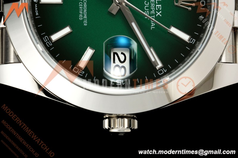Rolex - Datejust 126334 41mm Jub Smth 904L SS/SS Ombre Green/Stk EWEF DD3235