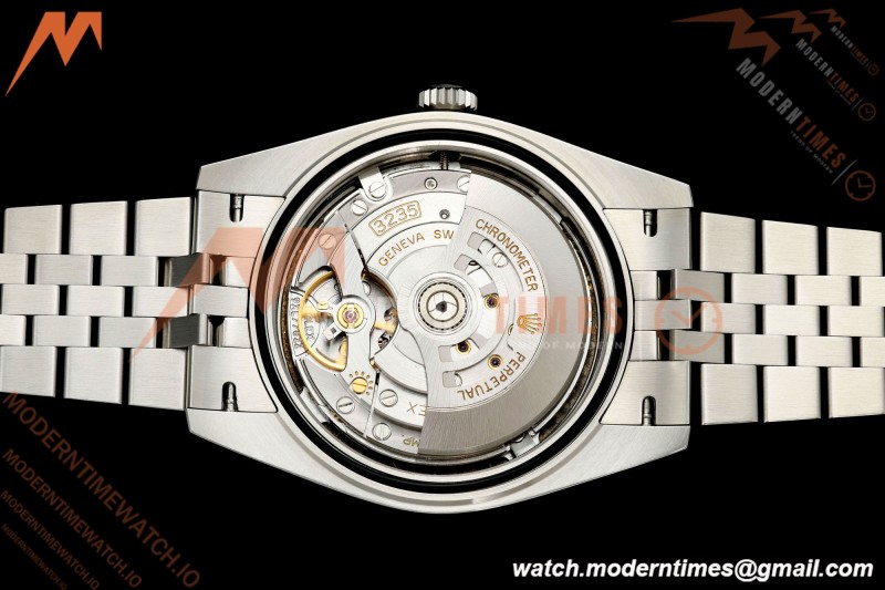 Rolex - Datejust 126334 41mm Jub Flt 904L SS/SS Wht/Stk MZF JH3235
