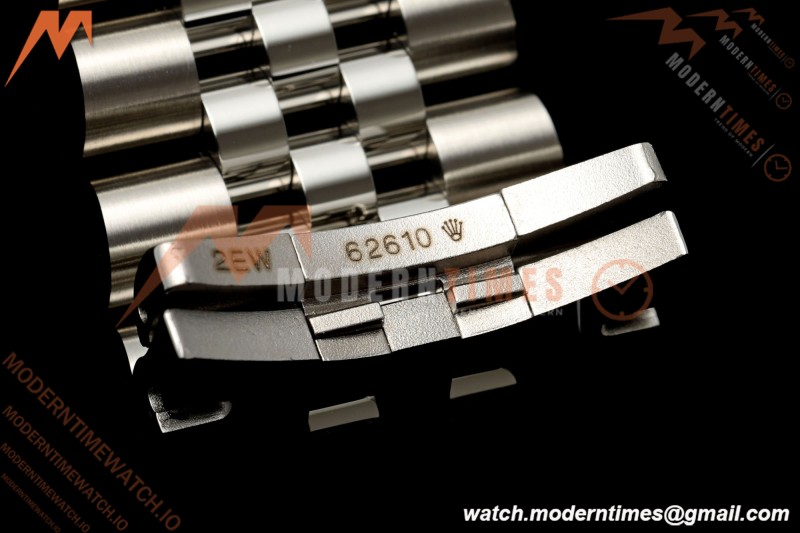 Rolex - Datejust 126334 41mm Jub Flt 904L SS/SS Wht/Stk MZF JH3235