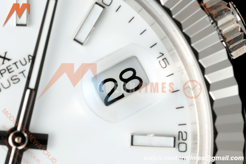 Rolex - Datejust 126334 41mm Jub Flt 904L SS/SS Wht/Stk RCF JH3235