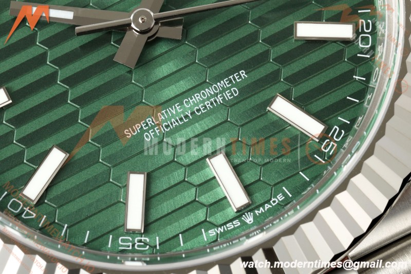 Rolex - Datejust 126334 41mm Jub Flt 904L SS/SS Green Textured/Stk RCF JH3235