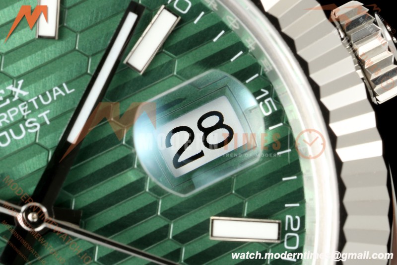 Rolex - Datejust 126334 41mm Jub Flt 904L SS/SS Green Textured/Stk RCF JH3235