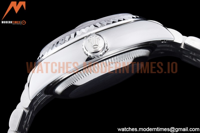 Rolex - DJ Ladies 28mm Jub Flt 904L SS/SS Silv/Stk GMF A2671