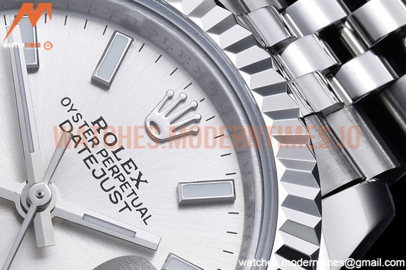 Rolex - DJ Ladies 28mm Jub Flt 904L SS/SS Silv/Stk GMF A2671