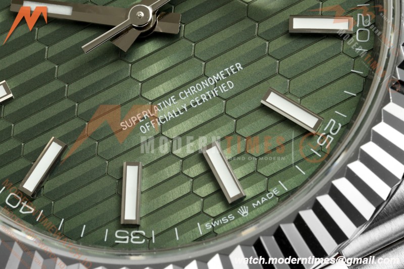 Rolex - Datejust 126334 41mm Gain Weight Jub Flt 904L SS/SS F-Grn/Stk QF SH3235