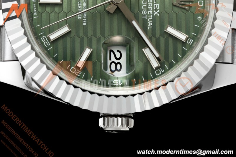 Rolex - Datejust 126334 41mm Gain Weight Jub Flt 904L SS/SS F-Grn/Stk QF SH3235