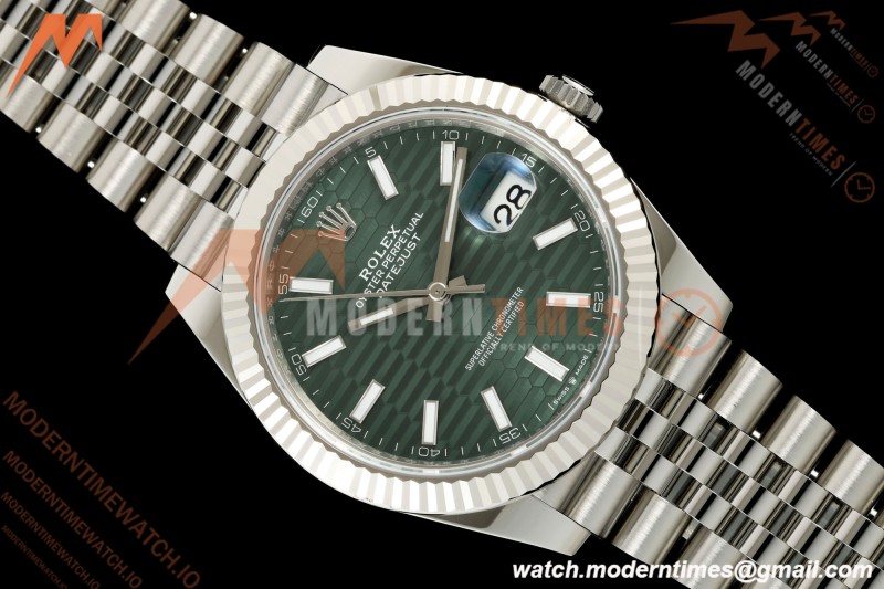 Rolex - Datejust 126334 41mm Jub Flt 904L SS/SS F-Grn/Stk SEEK SH3235