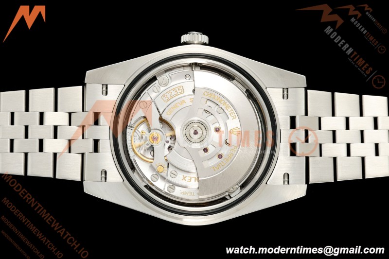 Rolex - Datejust 126334 41mm Jub Flt 904L SS/SS Wht/Stk SEEK SH3235