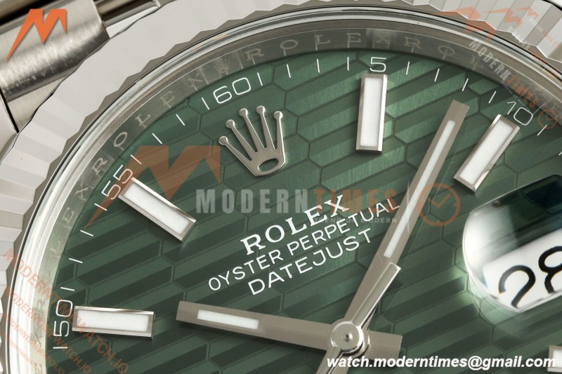 Rolex - Datejust 126334 41mm Jub Flt 904L SS/SS F-Grn/Stk VF DD3235 | 롤렉스 - 데이트저스트 126334 41mm 주브 Flt 904L SS/SS F-Grn/Stk VF DD3235